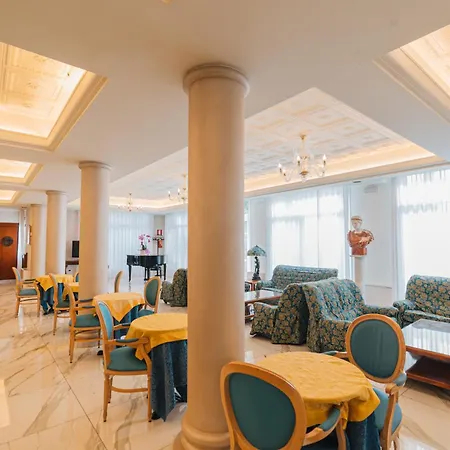 호텔 Terme Roma 4*
