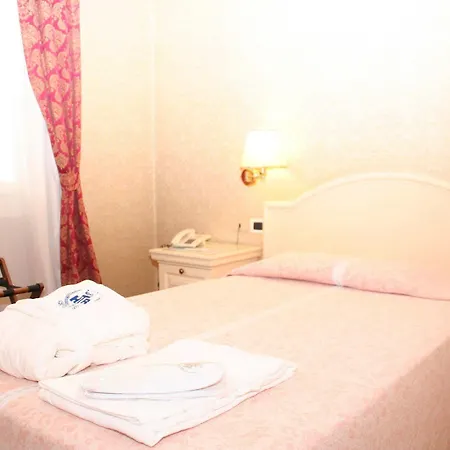 호텔 Terme Roma